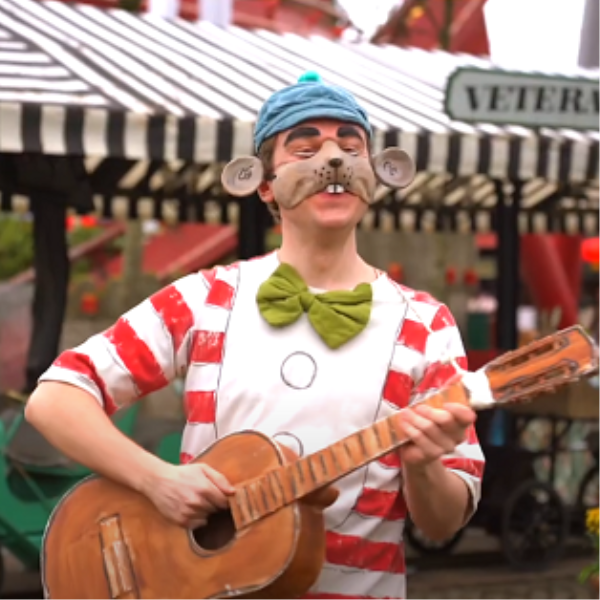 Dyreneihakkebakkeskovenvideo